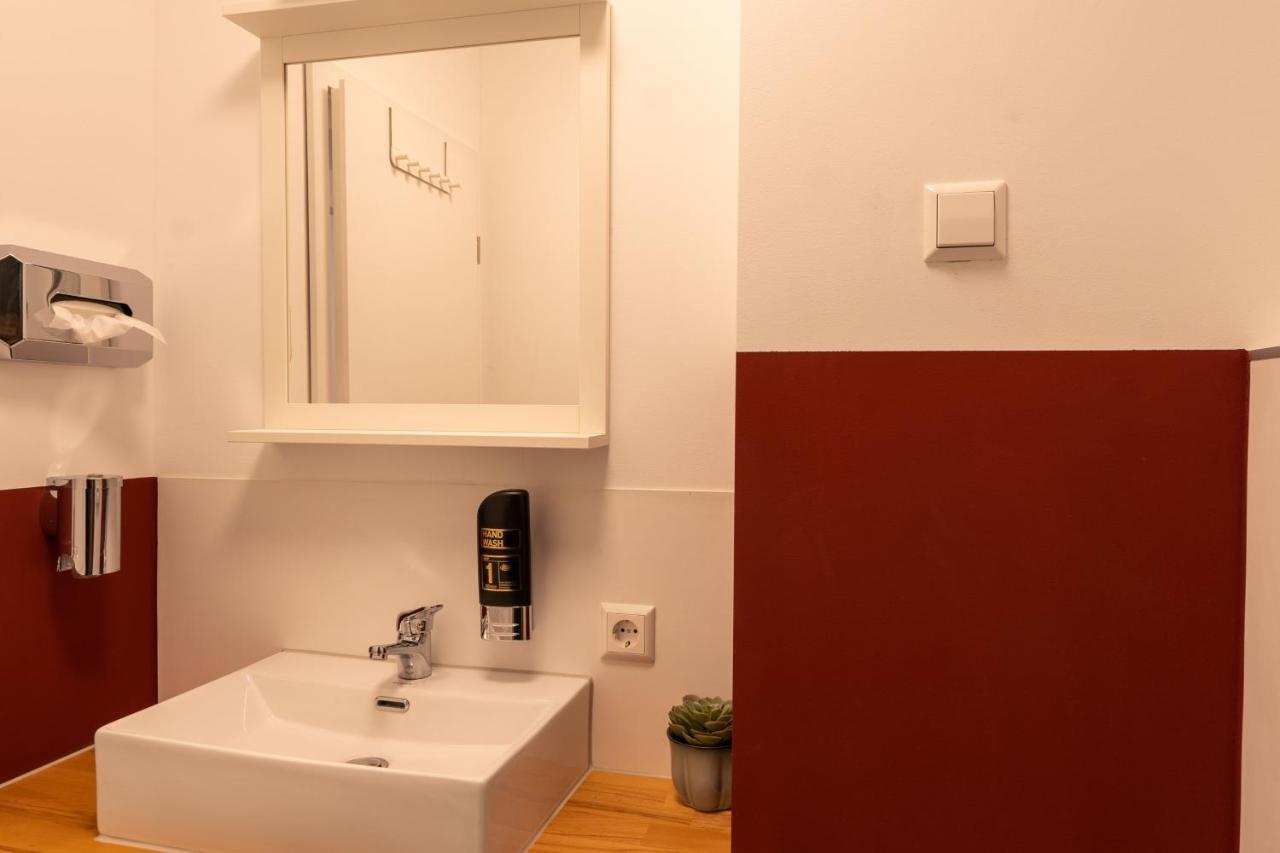 Hotel Post Mit Klimaanlage 네카줄름 외부 사진