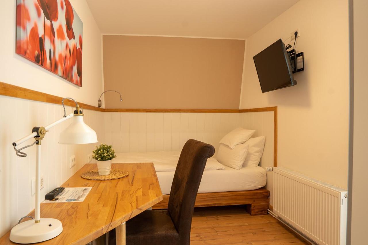 Hotel Post Mit Klimaanlage 네카줄름 외부 사진