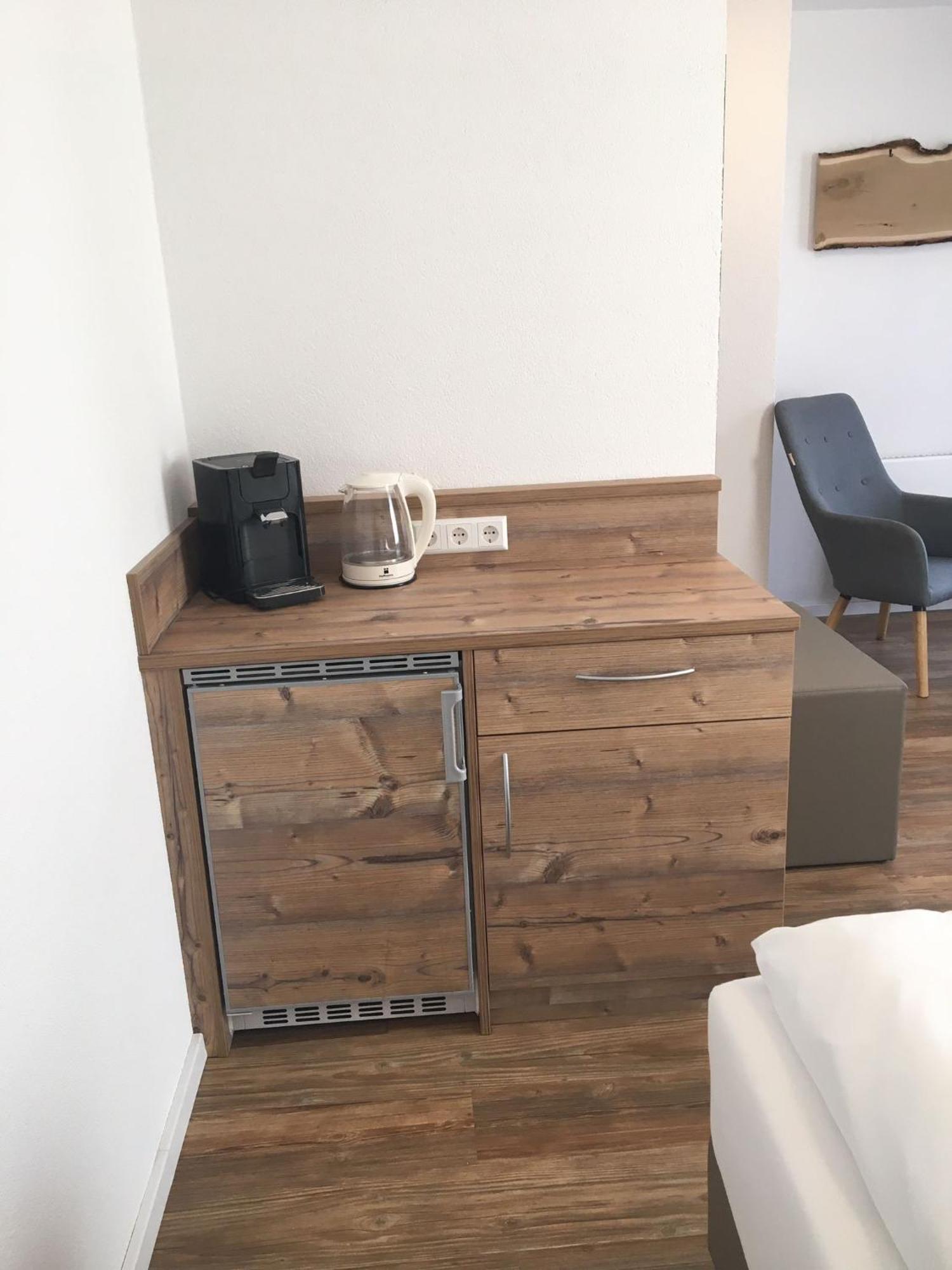 Hotel Post Mit Klimaanlage 네카줄름 외부 사진