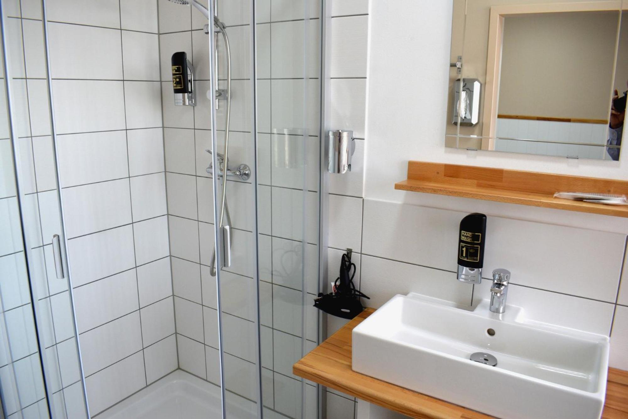 Hotel Post Mit Klimaanlage 네카줄름 외부 사진